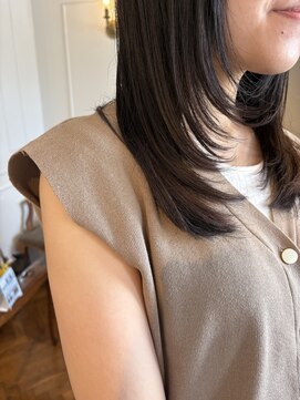 トリコ(trico) 顔まわりレイヤー ミディアム ロング セミディ