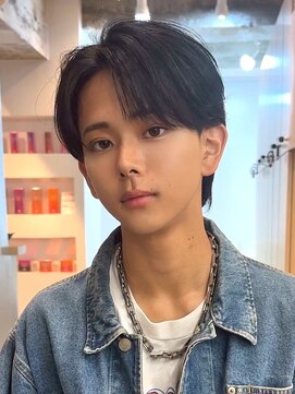 ナチュラル 渋谷(NATURAL) フェザーパーマ/スパイキーショート/サーフカール[メンズ/渋谷]