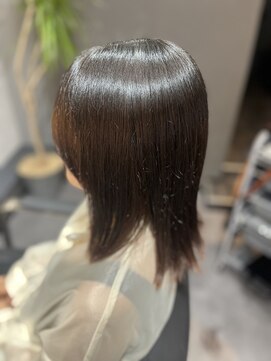 ジールヘアー(GIIL HAIR) 外はねロブ