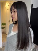 ケラチントリートメント+暗めカラーのツヤ髪ストレート