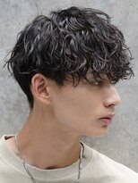 フィフス 大分(fifth)&nbsp;大分メンズパーマツイストスパイラルパーマ刈り上げマッシュ強め