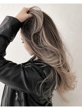 ロクス(LOUCS) ホワイトグレーバレイヤージュ
