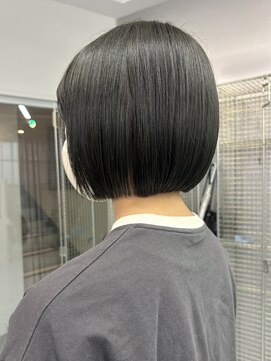 カシェル(cashel) ミニボブ ブリーチなしカラー オリーブグレージュ