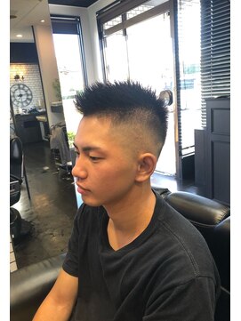 ヒロザバーバー(HIRO THE BARBER) ミドルフェード