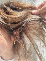 ポール(pole)&nbsp;ホワイトベージュ