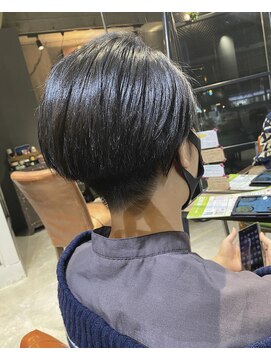 インス(ensue) 京都 ハンサムショート×耳かけ刈り上げマッシュショート◇中島