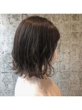 ザ ラボ アングゥ(The Labo ungu) アクアベージュ