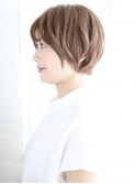 透け感ニュアンスショート