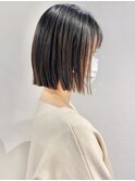 コンパクトな肩上ボブ