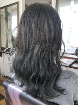 ヘアデザイニング アヴァンセ(HAIR DESIGNING Avance) 【Avance】カーキグレージュ@田中康喜