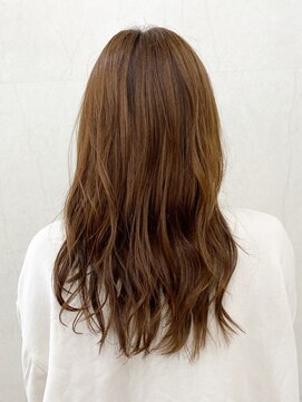 ディスコ(disco) 20代30代40代大人可愛い透明感ベージュ