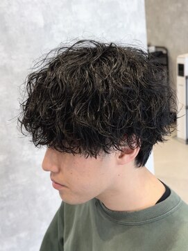 アビー(ABEY) 波巻きスパイラル無造作パーマ刈り上げ無しマッシュ