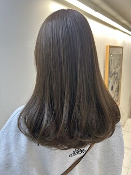 インビテーション(invitation) ハニーベージュ