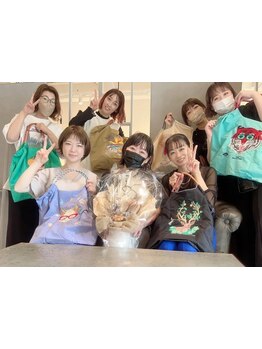 ベテラン女性スタイリストが丁寧に接客いたします♪