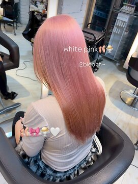 インク サカエ(inq sakae) ケアブリーチ2回/トリプルカラー/ホワイトピンク