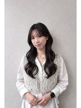 ★stylistYURIA★あなたのためのヘアデザインを★オーダーメイドで理想のヘアに！メンズからの支持も◎