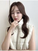 ▲レイヤーウェーブヘア盛れる顔周り