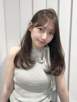 エヌアイ オモテサンドウ(ni omotesando)&nbsp;透明感◇オリーブグレージュ　【正木碧】