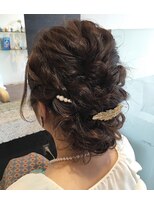 オズ ヘアーアンドトータルビューティー(OZ hair&total beauty) 編み込みフルアップ