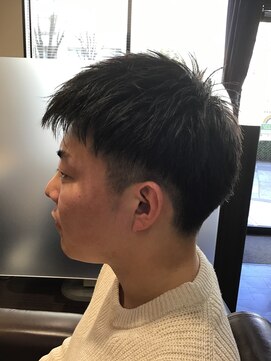 ヘアクリニックカルム 日暮里(Hair Clinic Calme) ショートモヒカンツーブロック<理容室>[日暮里/メンズ/学割U24]