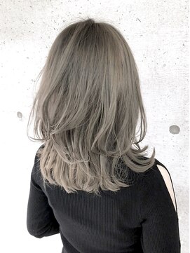 デイアンドナイト 天神大名本店(Day&Night) 天神西通り【髪質改善特化】艶髪＆艶感　ミルクティーグレージュ