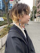 フロート 小阪店(float)&nbsp;インナーカラー_エアリーミディ 黒髪 ホワイトアッシュ