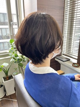 アンビエンテ(ambiente) バーム仕上げ　ショートボブ【坂根】