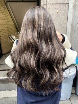 ピヨン 心斎橋(piLLon) ハイライト