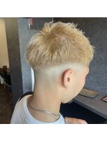 ヘアーデザイニング アルドール&nbsp;ミルクティーフェード