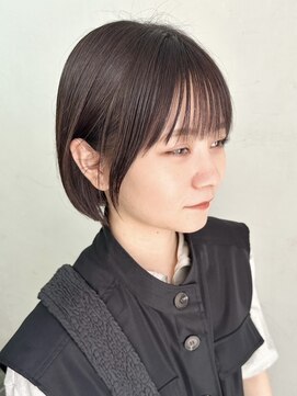 ヒビヲ(HIBIO) 切りっぱなしボブショートボブベージュカラー艶カラーオージュア