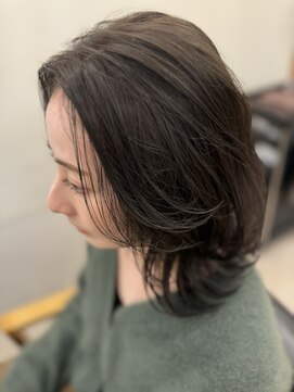  リュクスバトーバイトリコ 船橋南口店(Luxe BATEAU by tricot) Medium × layer