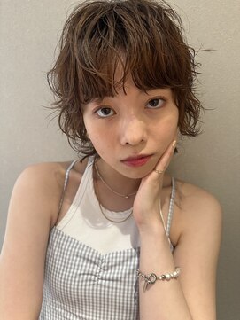 ノラギンザユー(NORA GINZA/U) パーマウルフパーマショートウルフパーマオン眉パーマショート