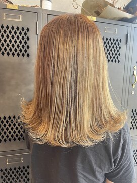 アチーブ ヘア デザイン(achieve hair design) ベージュカラーハイトーン透明感立体感20代30代美シルエット