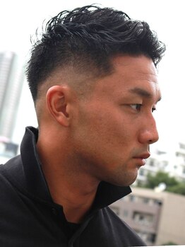 キングマンバーバー 田町店(KING MAN BARBER)の写真/【カット¥5500(指名料込み)】メンズヘアを知り尽くしたベテランスタッフの上質な技術をお手頃価格で*[田町]