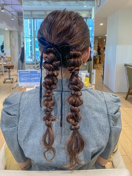 アフロート ディル(AFLOAT D'L) 編みおろしアレンジ結婚式お呼ばれヘアアップスタイルツイン