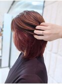 ピンクのインナーカラーで大人可愛く