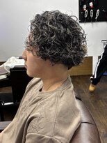 バタクラン(BATACLAN)&nbsp;ツイストスパイラル/ハイライト/ブリーチ/メンズカット/眉毛