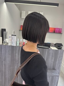 プレジールバイラファブリック(PLAISIR by LA FABRIQUE) ミニボブ×ストレート【新村/PLAISIR/草加】