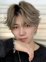 ＊トレンドNo.1スタイル＊【フェザーパーマ】×【センターパート】