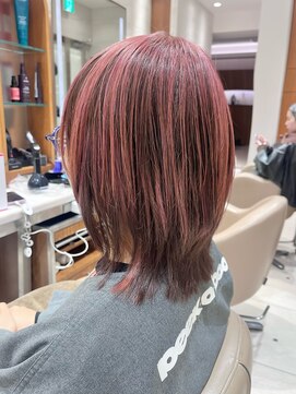 ピークアブー アヴェダ ギンザシックス(PEEK-A-BOO AVEDA GINZASIX) デザインカラー　くびれヘア　レイヤー　シャギー　ピンクカラー