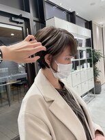 ステアケース 武蔵小杉店(stair:case)&nbsp;外国人風グレージュハイライト白髪ぼかし　武蔵小杉