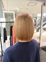 サンエンヘアー(lll_en hair) 透明感ベージュ