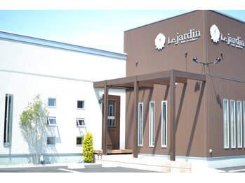 ル ジャルダン ヘアー プロデュース(Le.jardin hair produce)の写真/少人数ならではの落ち着いた雰囲気でお客様一人一人大切にしています。