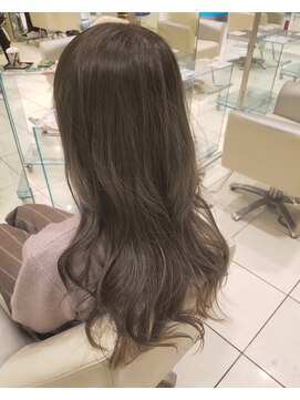 モードケイズエミュー(MODE K's eau) グレージュ 外国人風グレーアッシュby中井 大樹