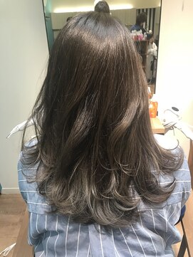 リアン(Lian) 【リアン】OLさんにオススメシークレットブリーチカラー