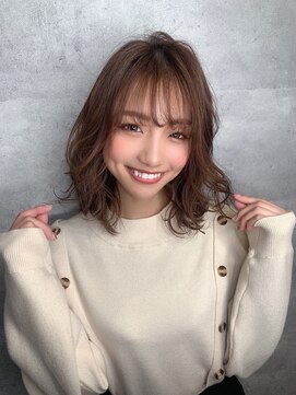 アンダーバーホワイト 天王寺阿倍野店(_WHITE) ほつれウェーブ_大人ミディ_シナモンベージュ_外国人風カラー