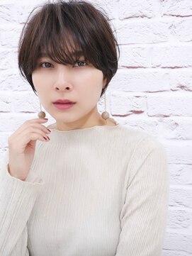 オーロ 西宮店(ORO) きれいめひし形ショートボブ