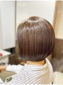 切りっぱなしぱっつんボブ【ショコラオリジナル春色カラー☆】