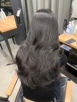 アリュウル 表参道 青山(Allure) ダークグレー レイヤーカット 透明感カラー KAKO