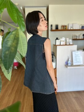 レアーリ(le ali) 艶のあるショートボブ